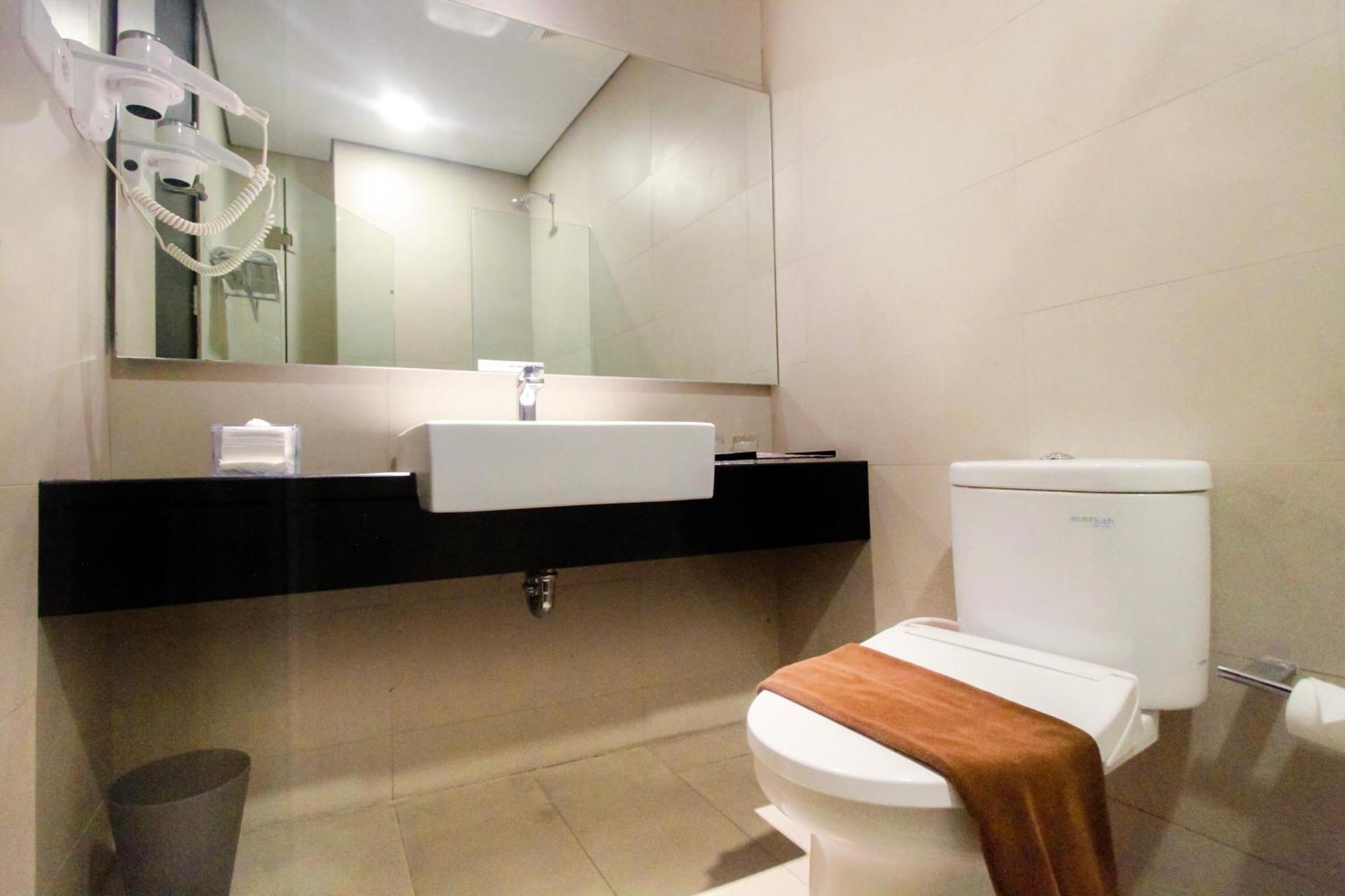 Hotel Aviary Bintaro Serpong Zewnętrze zdjęcie