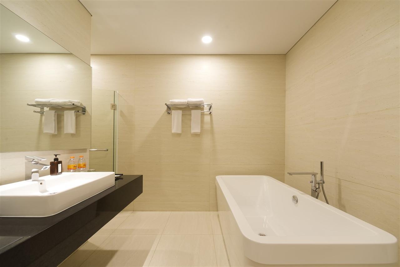 Hotel Aviary Bintaro Serpong Zewnętrze zdjęcie