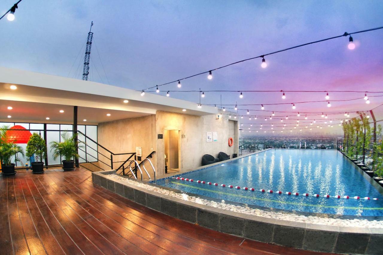 Hotel Aviary Bintaro Serpong Zewnętrze zdjęcie